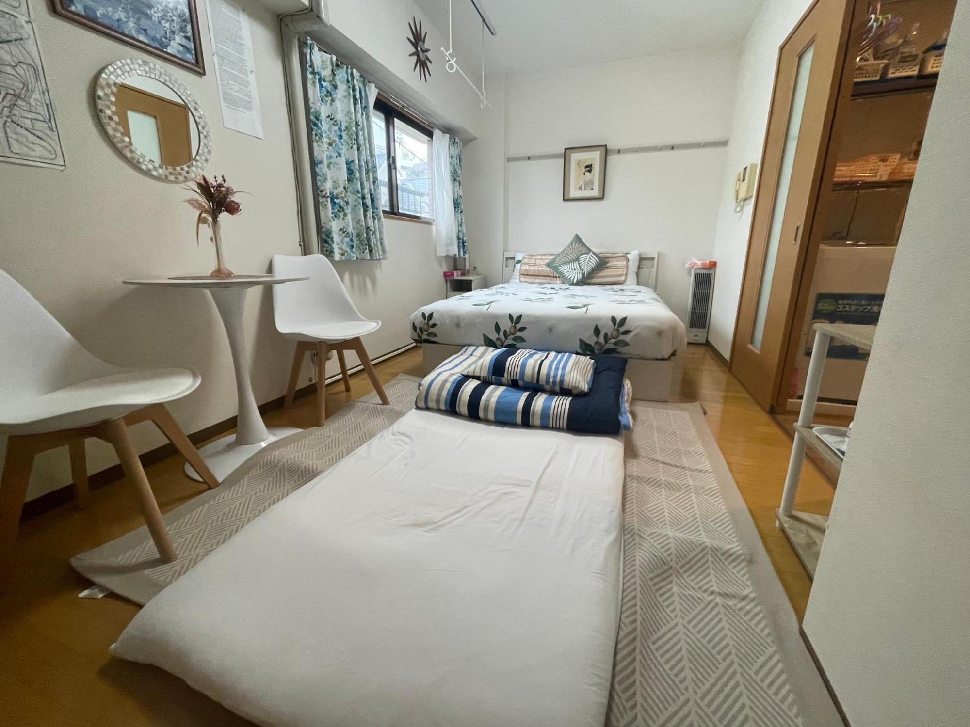 都心の家30 Square Meter King Size Bed With Stepping Rice Tóquio Exterior foto